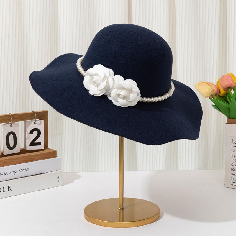 New bridal hat French black top hat elegant retro Hepburn British flat top pearl top hat