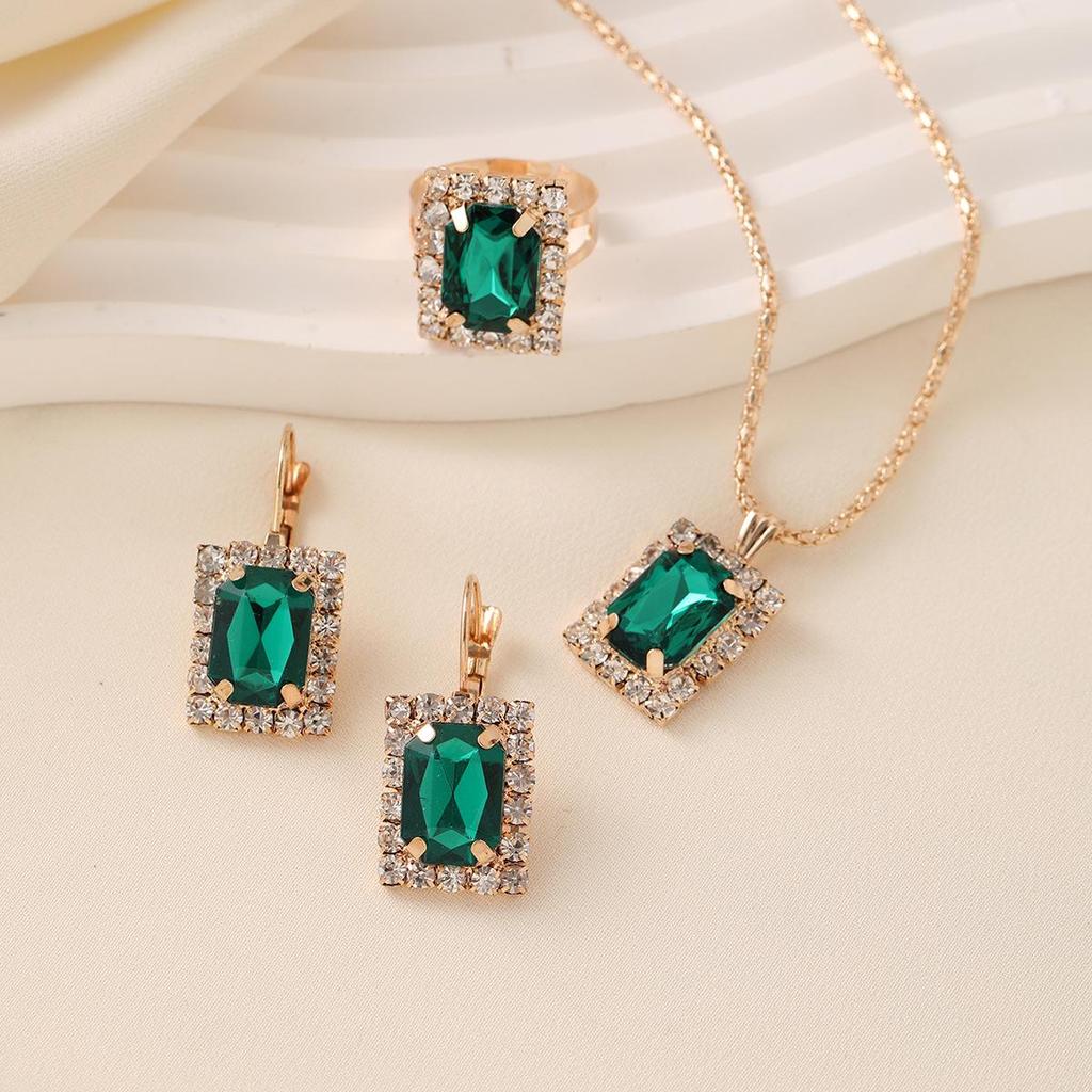 Juego de Joyería de 3 Piezas para Mujer de Alta Gama: Collar Geométrico con Diamantes, Pendientes y Anillos