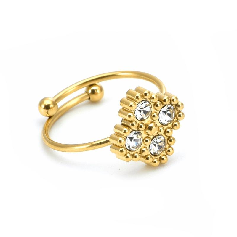 4PCS 9MM Four Leaf Clover Diamond Plated Titanium Steel 18k Gold Plated Bracelet Necklace Ring Earnail Set Does Not Fade