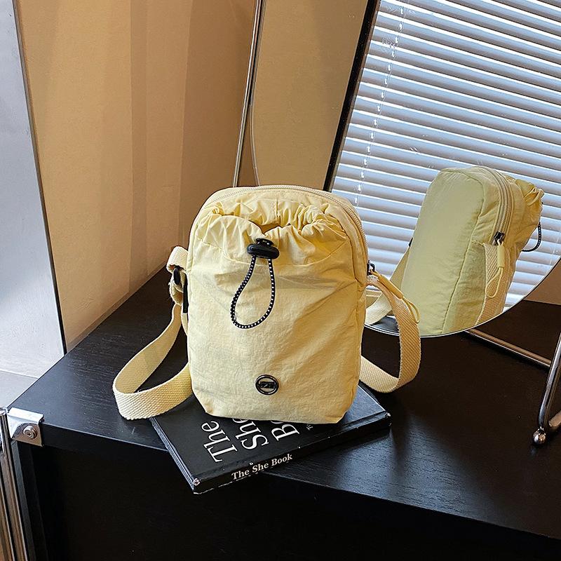 Fashion Personalized Versatile Small Bag 2025 Summer New Casual Anti-splashing Shoulder Messenger Bag Women's Nylon Bag