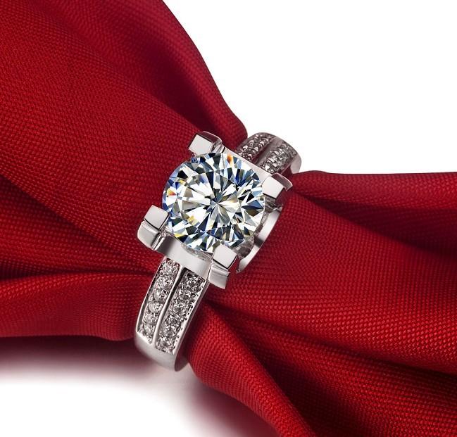 Solid 18K White Gold 750 Ring 1CT Diamond Engagement Ring For Women Perfectly Design Durable Quality D Color VVS1 Beautiful Box