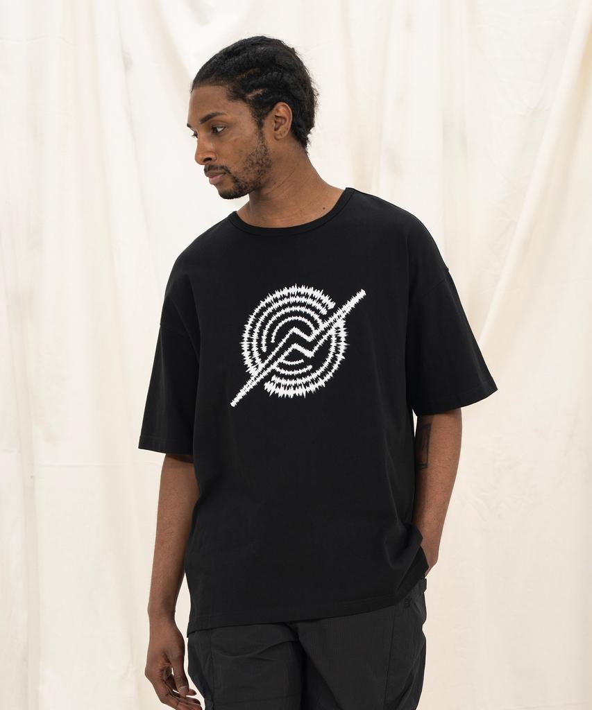 Kallapataleu Front Logo Loose Fit T-Shirt - Black