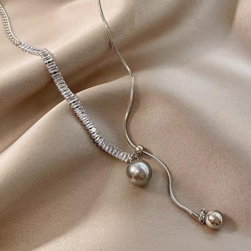 Pullable flash diamond pearl long necklace light luxury collarbone chain neck chain tide