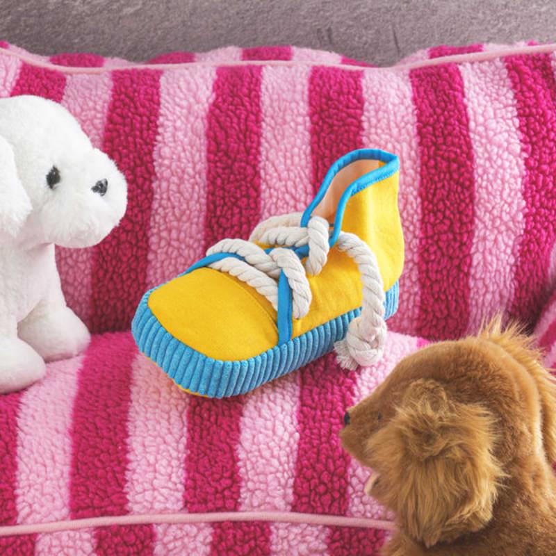 [Pet] Sneakers-Shaped Plush Toy Yellow