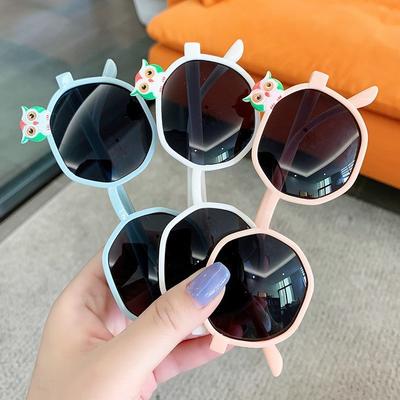Pełna ramka Okulary przeciwsłoneczne dla dzieci Uroczy kształt ramki ze zwierzątkami Okulary przeciwsłoneczne dla dzieci Modne Niemowlę Z Męskimi i Damskimi Okularami Przeciwsłonecznymi