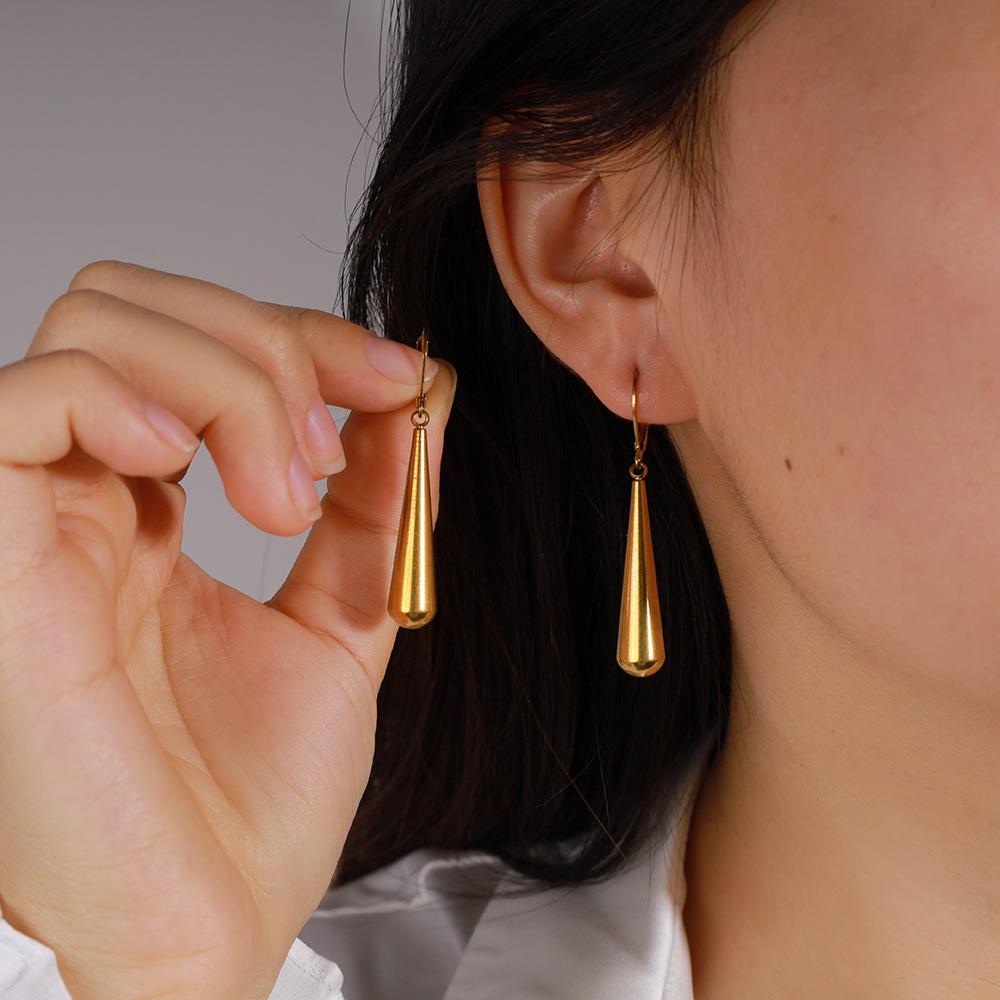 Einfache Wassertropfen-Ohrringe: High-End Metallstil, Leichter Luxus Retro Edelstahl Mode für Damen