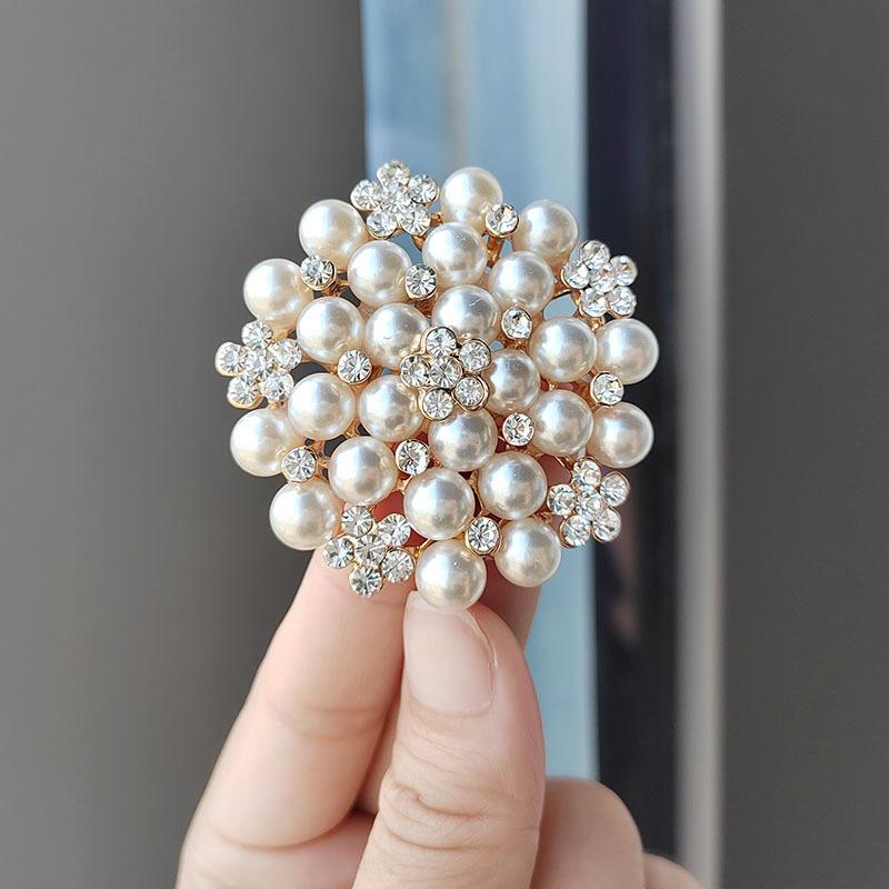 SKEDS Women Girls Elegnat High-end Flower Pearl Crystal Brooch Pin Fashion Exquisite Party Banquet Badges Corsages For Lady