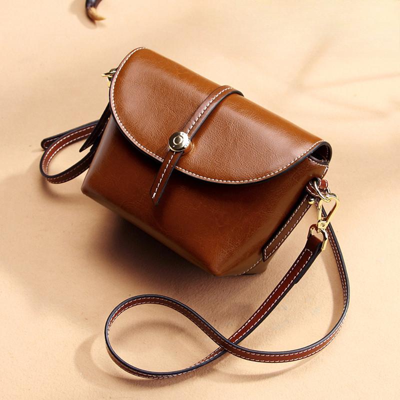 Leather Shoulder Bag Women's Oblique Straddle Bag