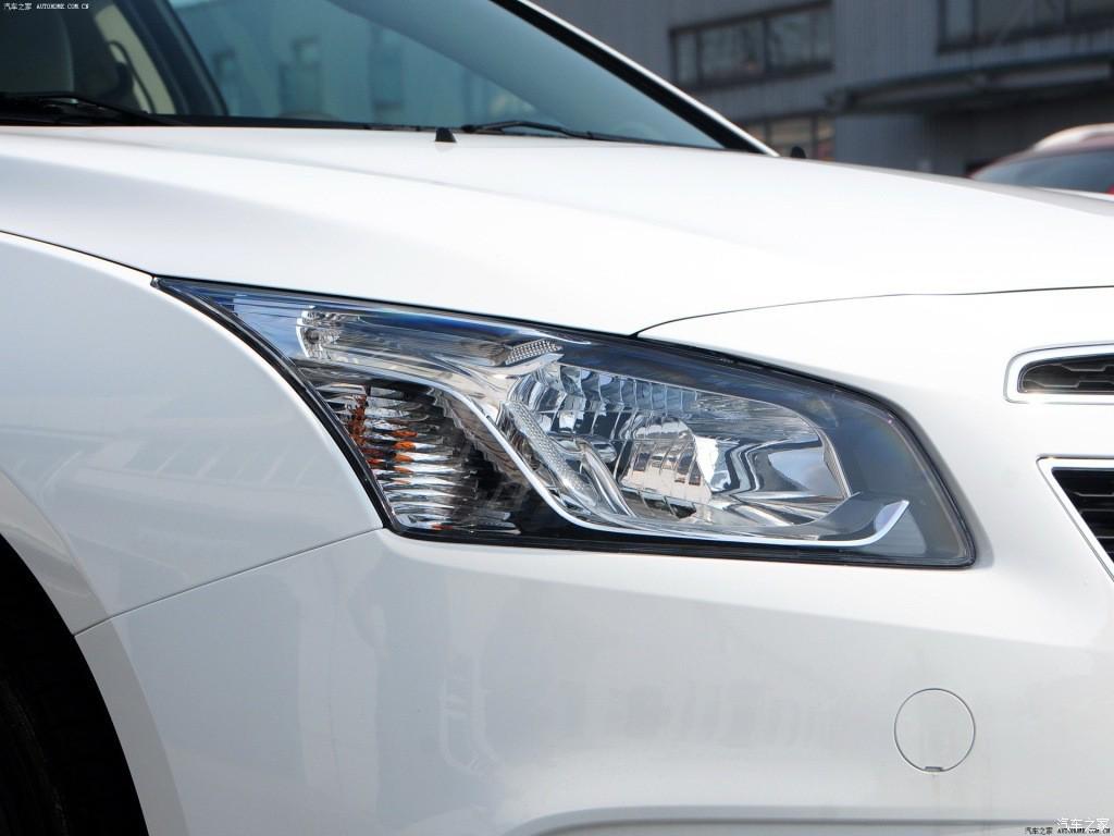 Chevrolet Cruze 2015 Headlight Lens Cover Replacement