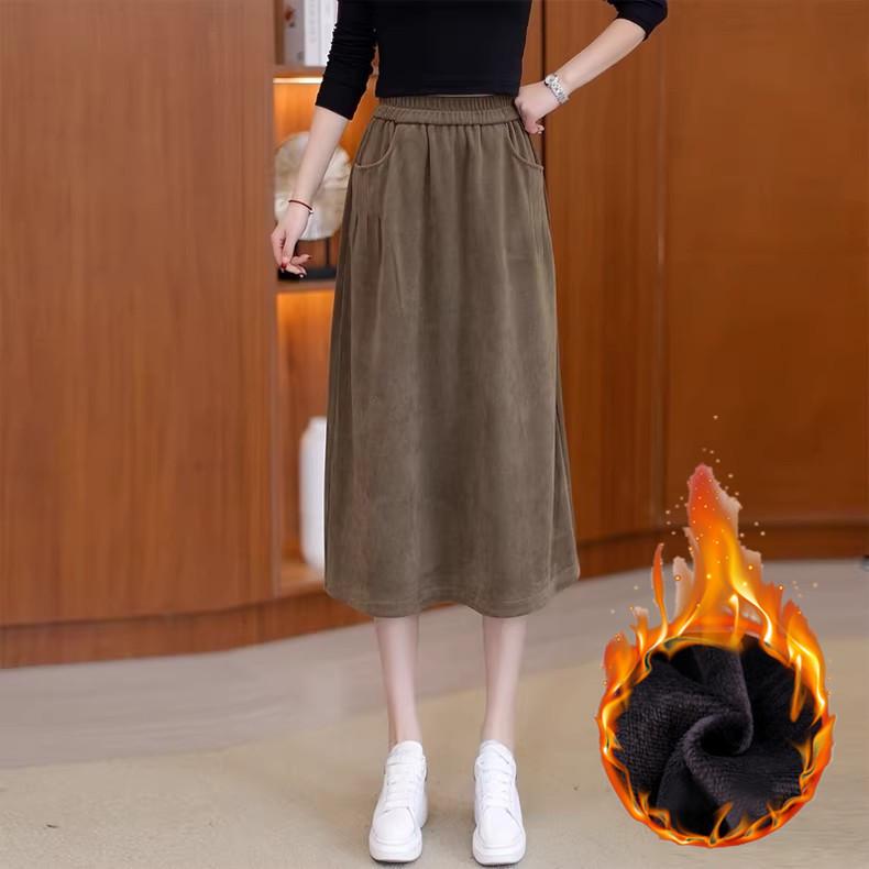 Plus Size A-line Skirt: Vintage Elastic Waist, Loose, Mid-length for Autumn/Winter