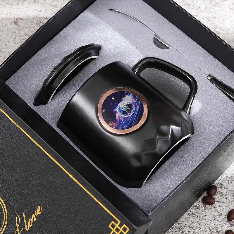 Керамическая кружка  Звездное небо и планеты  Набор в подарок