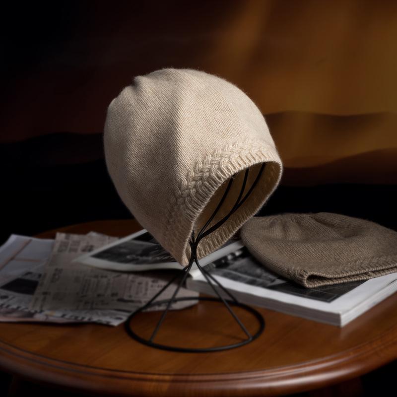 Cashmere Autumn and Winter New Style Women's High End Knitted Outdoor Warm Jacquard Ear Protection Hat Knitted Casual Toe Cap