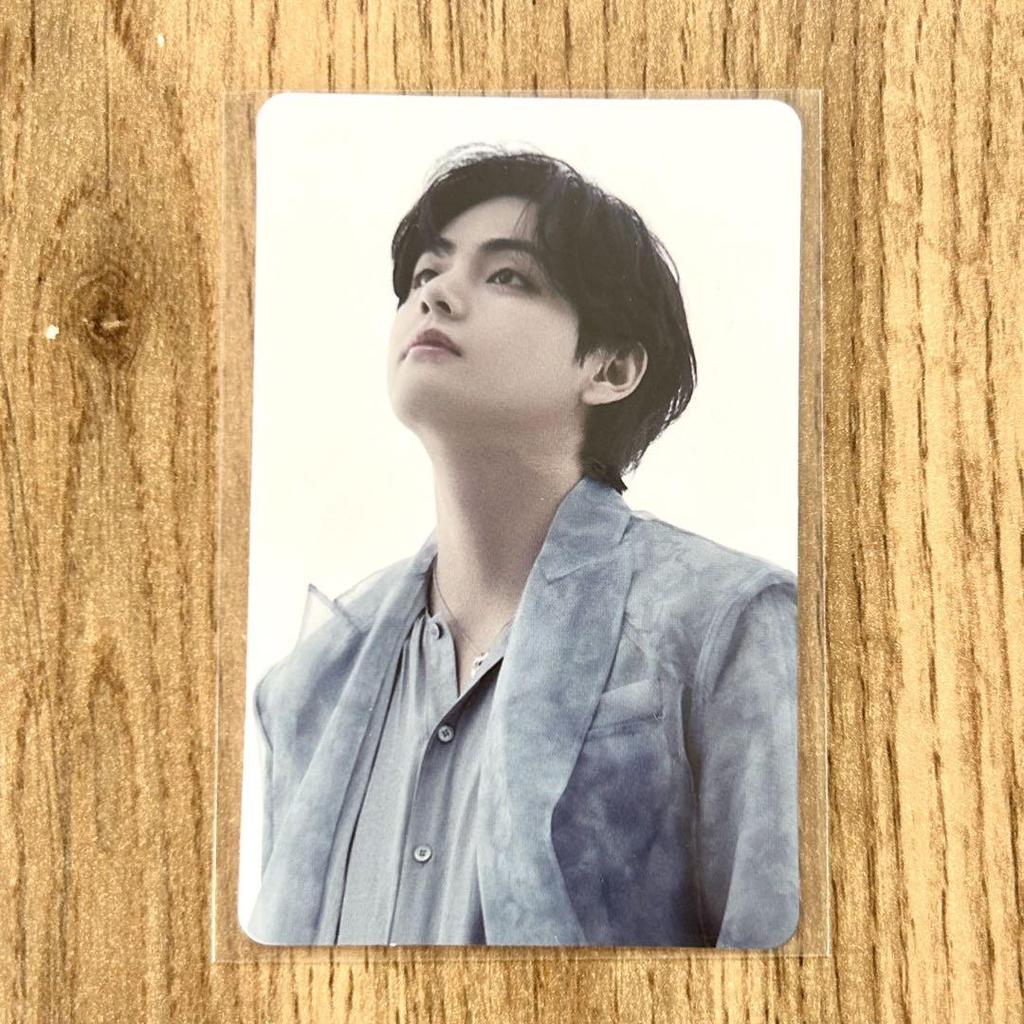 [USED] BTS MERCH BOX 6 9 10 11 V trading cards 4 pieces