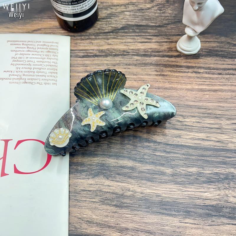 Elegant Starfish Rhinestone Hair Clip for Women - Acrylic, Stylish Bun Holder, High-End Accessories.