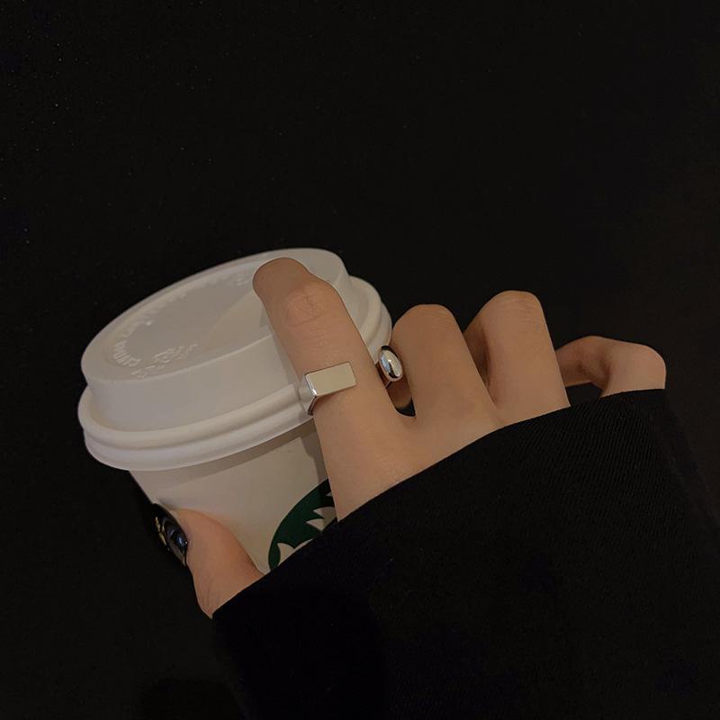 Bague de mode ajustable géométrique 2021 pour femmes - Design de célébrité Internet tendance