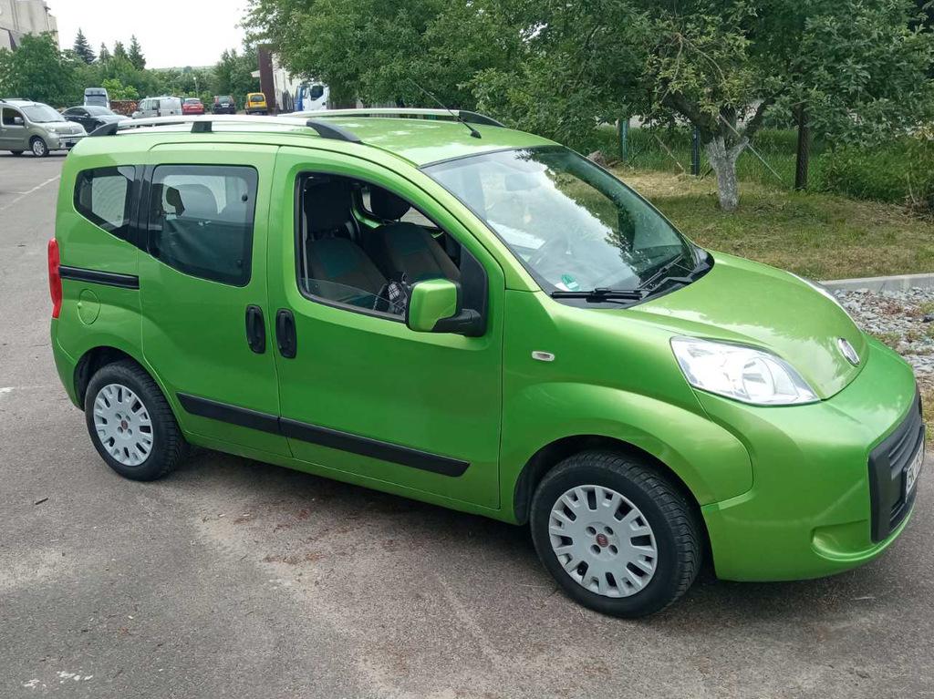 Рейлинги ХРОМ Пластиковые ножки для Peugeot Bipper