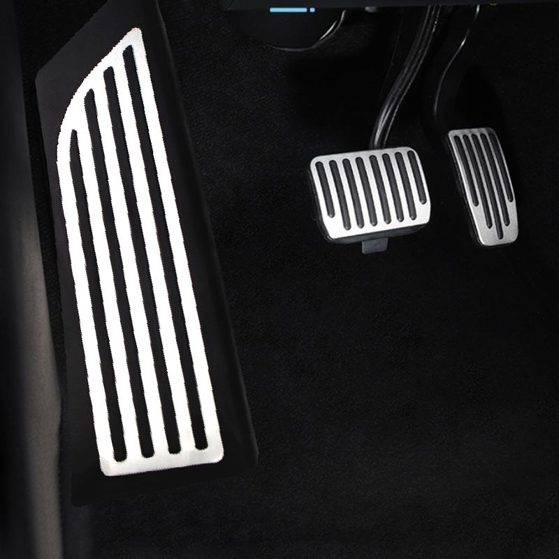 For Tesla Model Y Modely Pedals Non-Slip Gas Accelerator Brake Pedal Cover Foot Rest Pad Protector Interior Accessories