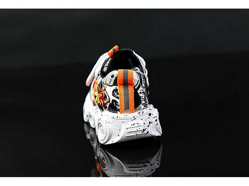 Glowing Light-Up Leather Children's Shoes for Spring & Autumn - Boys' Sports & Girls' Soft Sole Walking Shoes with Flashing Lights