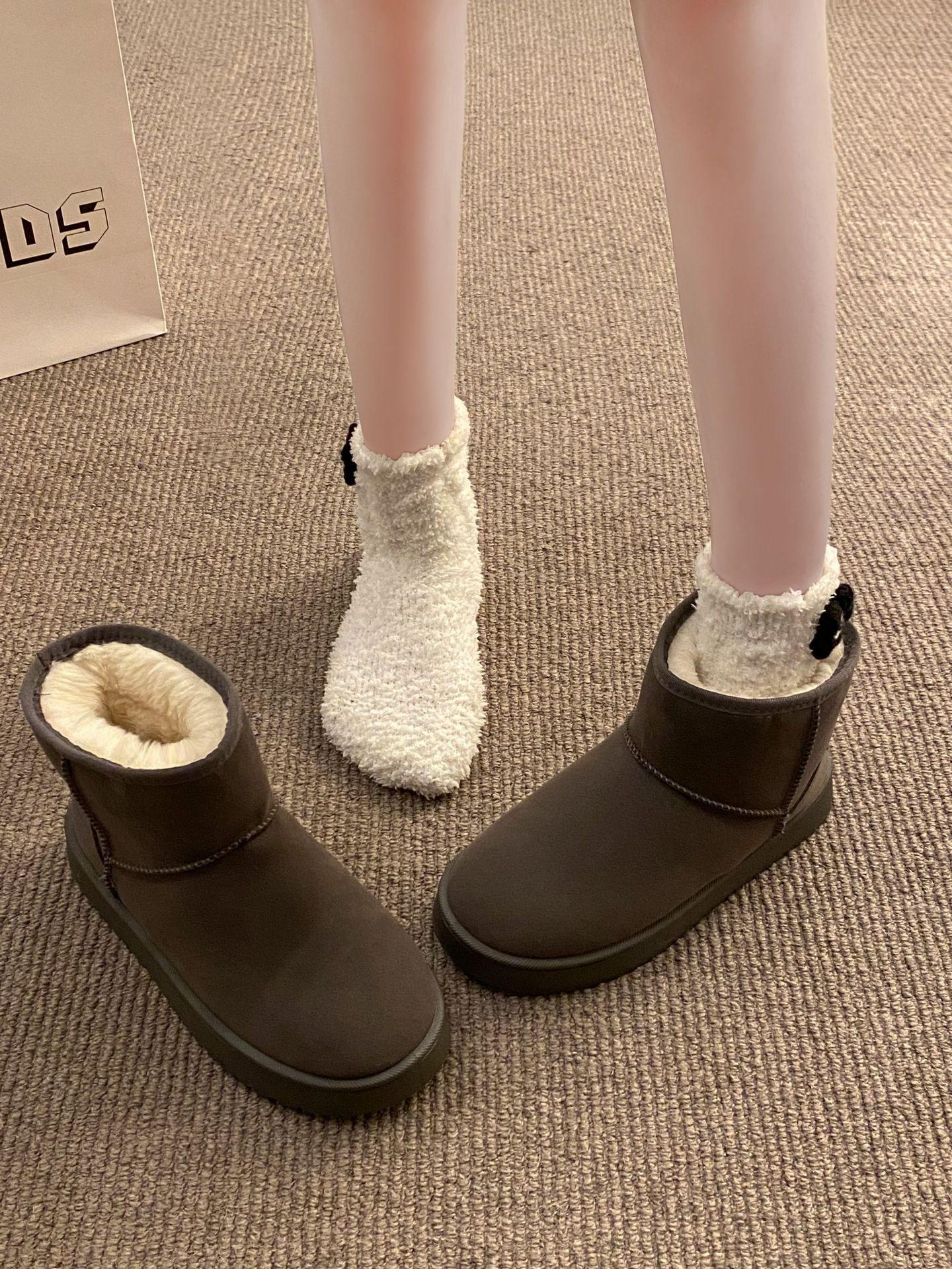 

[Товар в наличии, быстрая доставка] Новые зимние сноубутсы женские короткие снежные хлопковые туфли флис утолщенные туфли-хлебушки пух 41