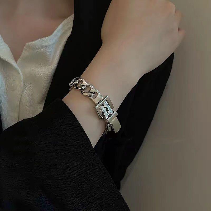 Silver thick chain belt buckle bracelet female ins cold wind design sense simple temperament niche Cuban chain jewelry