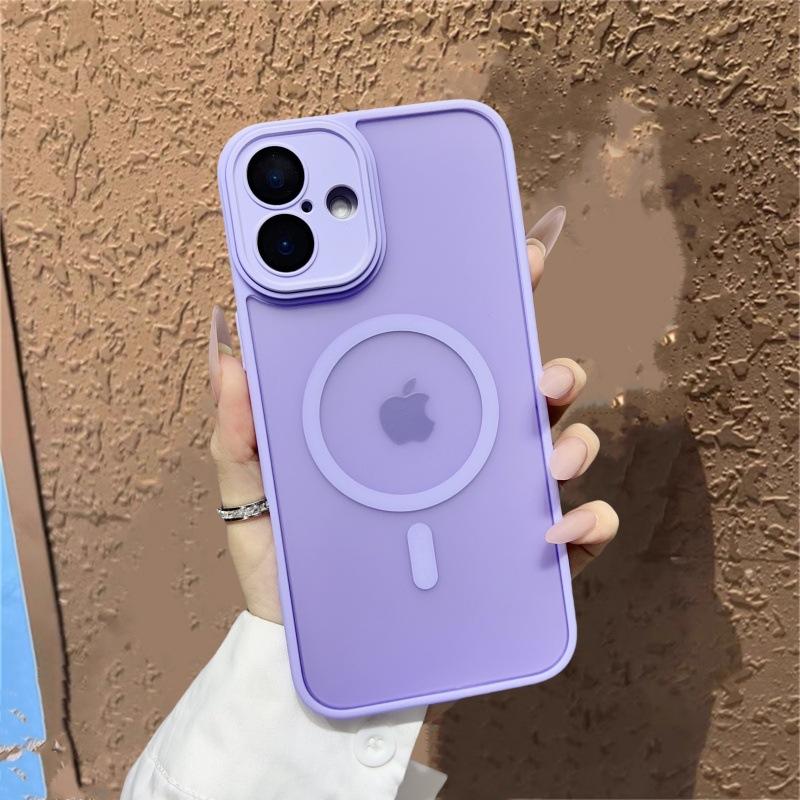 Applicable To Apple 17 Yadun Frosted Skin Sensitive Magnetic Suction Phone Case IPhone 16 Full Pack Lens Film Protection Case