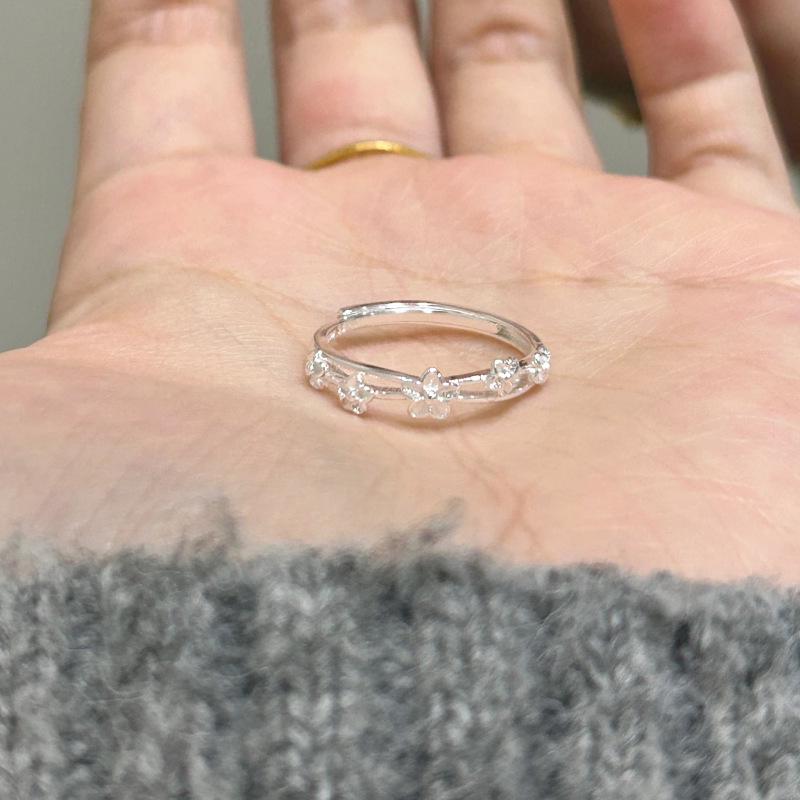 Double Layered Vine Blooming Flower Adjustable Ring for Women - Light Luxury, Versatile, Open Design, Fresh Forest Style. Adjustable Open