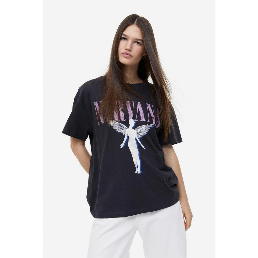 

Футболка с принтом HM Oversized Темно-серая Nirvana 0762558274