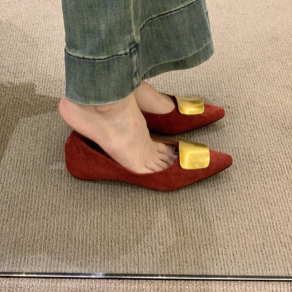 MUKEKe inner height increase pointed retro red wedding shoes women's shoes 2025 spring and autumn temperament with skirt evening single shoes