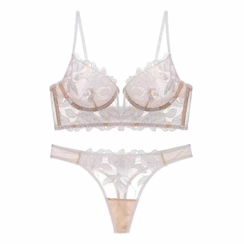 "Sexy Deep V Embroidered Lace Push-Up Lingerie Set for Enhanced Curves"