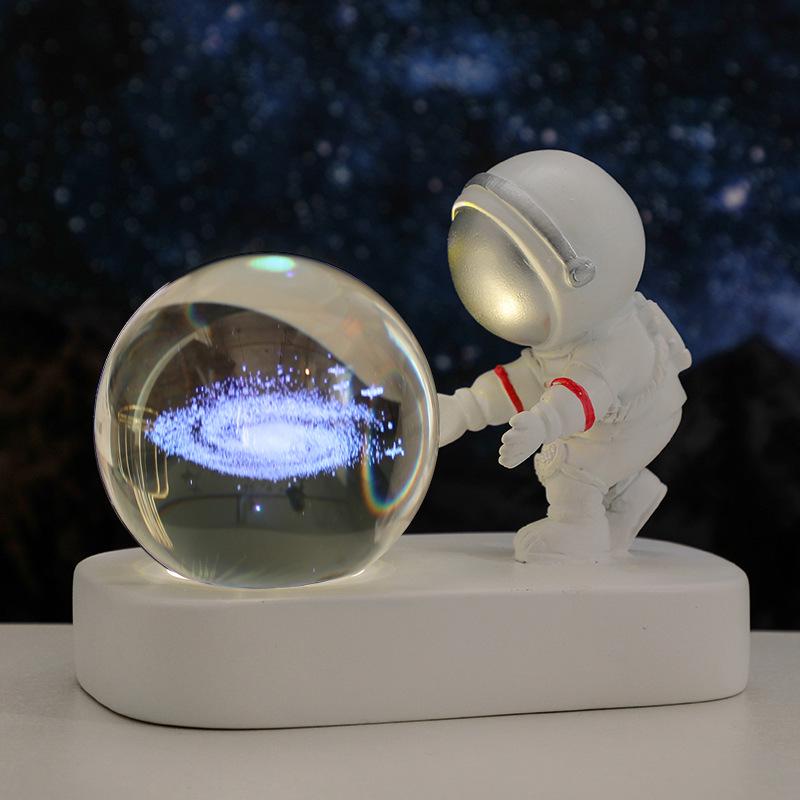 Creative Astronaut Night Light with Crystal Ball Base - Moon Festival Gift Ornament