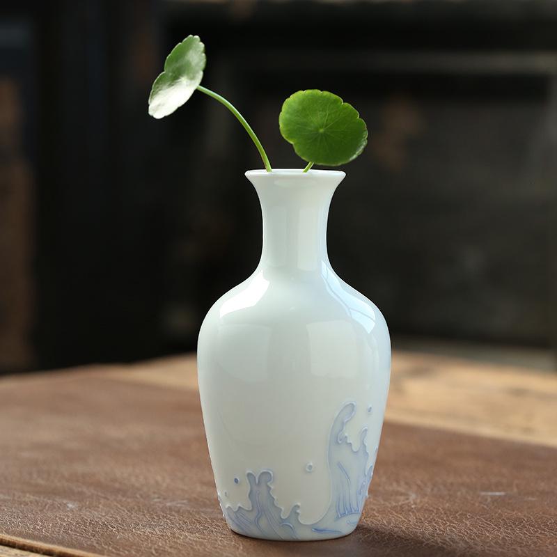 Antique Blue and White Chinese Porcelain Vase - European & American Handicraft for Flower Arrangements