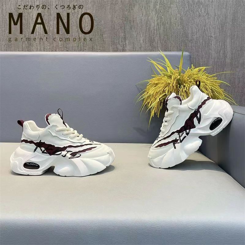 New Thick Bottom Increased Ultra-Light Non-Slip Wear-Resistant Comfortable Bread Casual Sneakers Men