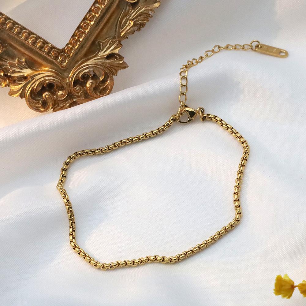 Titanium Steel Square Pearl Chain Fashionable Simple Bracelet Women'S Niche Light Luxury 18K Gold Hand Jewelry