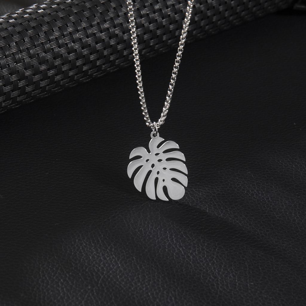 Monstera Leaves Pendant Stainless Steel Vintage Choker Necklace For Women Clavicle Chain Cool Charms Necklaces Cadenas Mujer