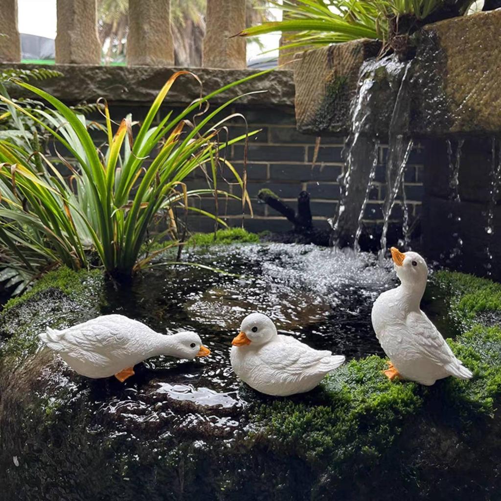 3 Pieces Resin Duck Statue Adorable Garden Ornament HandPainted for Courtyard, Pond