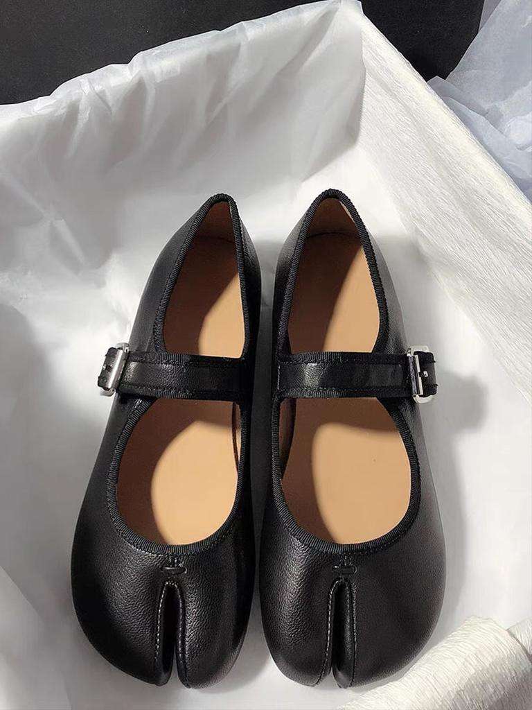 New super soft black leather pig's feet Mary Jane single shoes women's flat-bottomed niche split-toe women's shoes