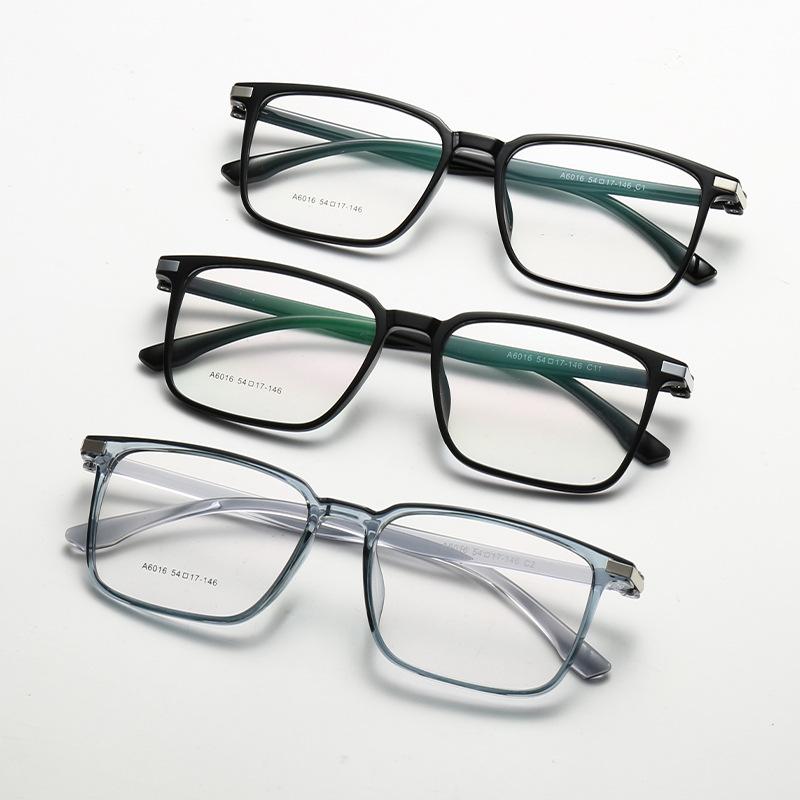 2026 Casual Fashion Ultra light TR90 Flexible Eyeglass frame Men's Retro Square Classic Optical Anti blue light Women's Glasses