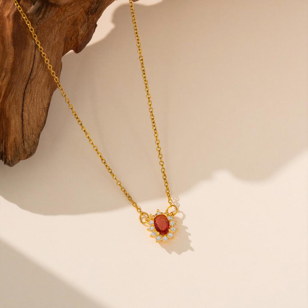 Women's Luxury Red Zircon Oval Pendant Necklace, Titanium Steel Clavicle Chain, Fashionable Niche Jewelry