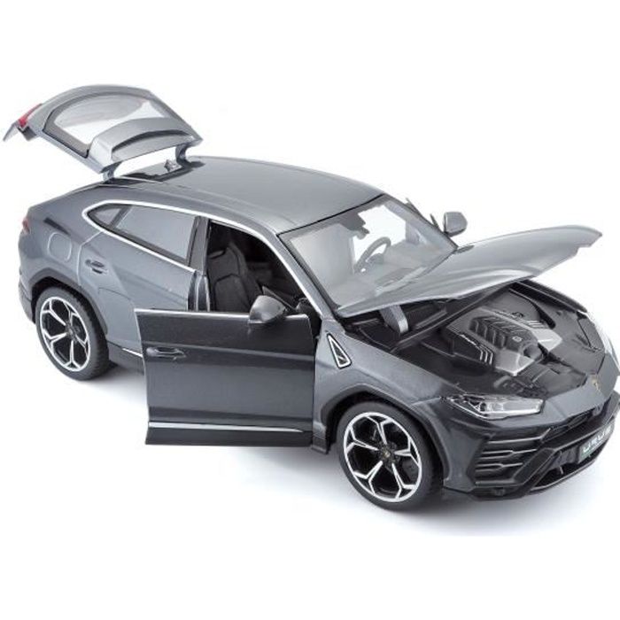 Collector's Car - BBURAGO - Yellow Lamborghini Urus - 1/18th Scale