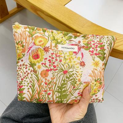 INS Style Vintage Flowers Cosmetic Bag Portable Hand Cosmetic Bag Travel Out Toiletries Storage Bag Makeup Tools Storage Box