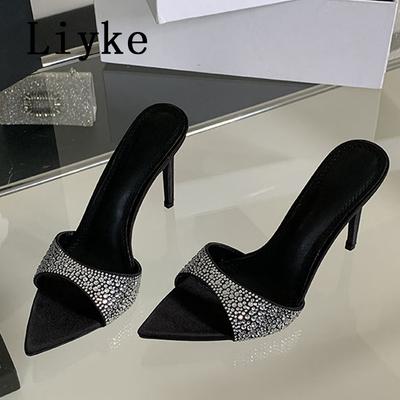 Scarpe da donna – Mules da donna