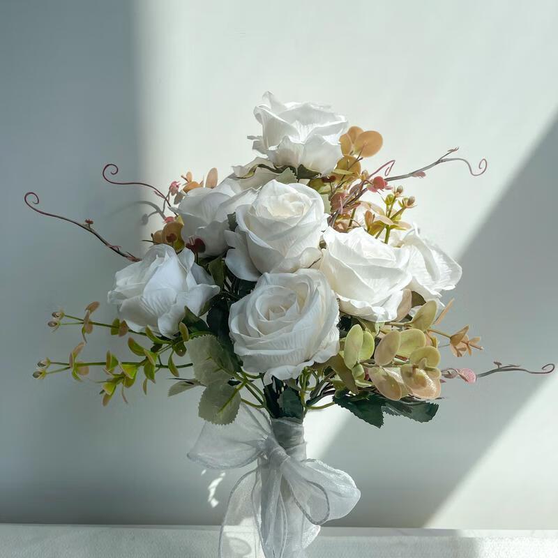 HANDUNYOU Белый Европейский Букет Искусственных Роз