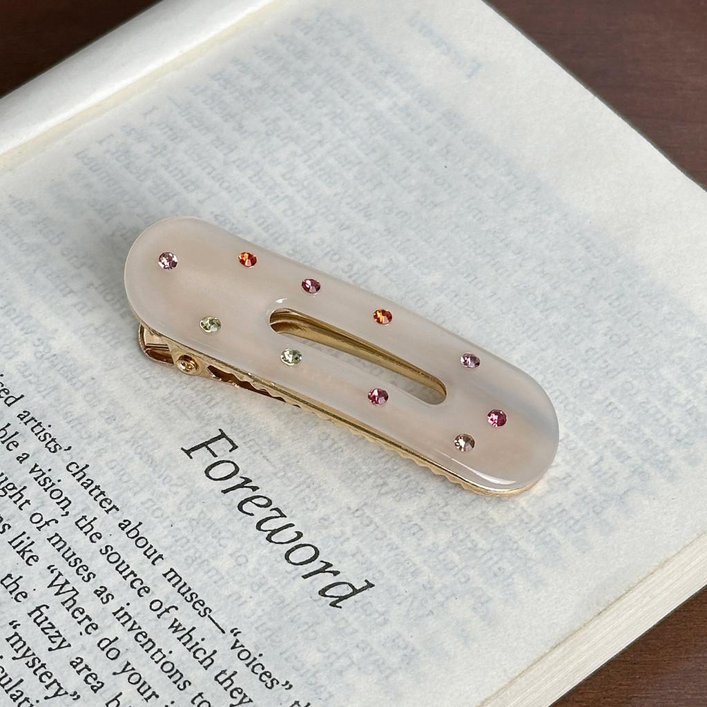 Hair Stylish Oval Claw With Dazzling Rhinestones Ideal For Everyday Fashion Accessories