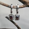 Серебряные серьги с натуральным гранатом 3.301ct (2195856)