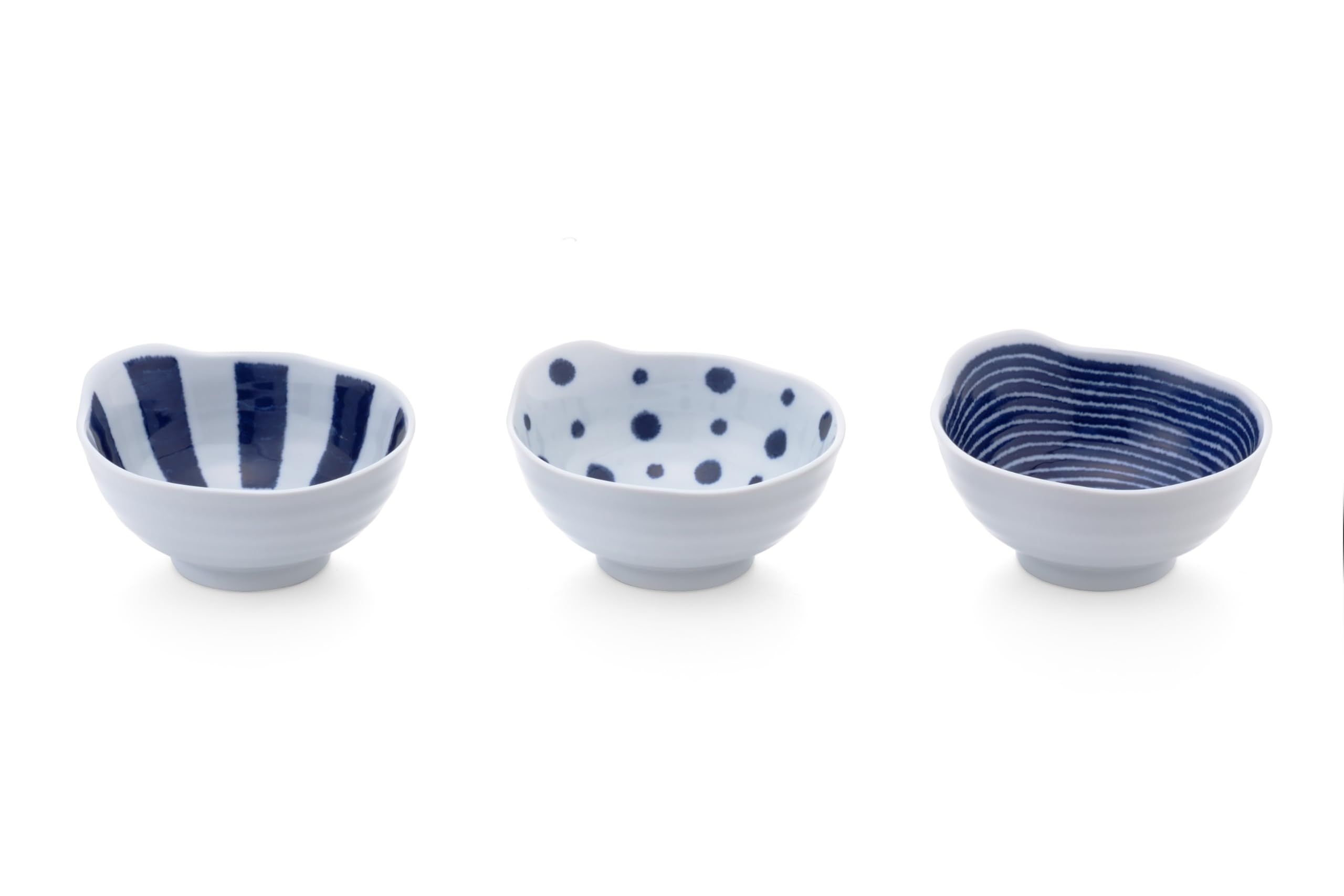

Saikai Pottery (Saikaitoki) Dinnerware Set: Tonburi (Rice Bowl) and Medium Bowl, Stylish Indigo with Handles (Set of 3 Designs)