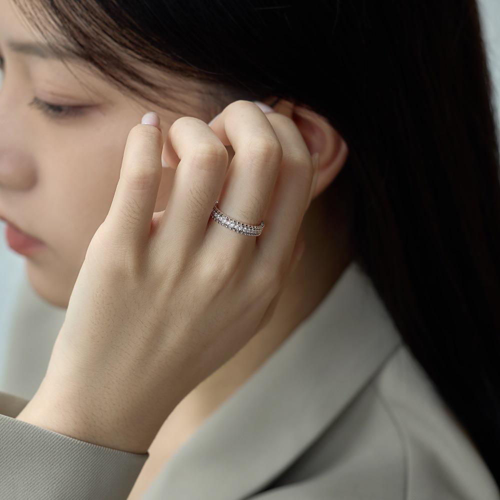 S925 Sterling Silver Women's Exquisite Pave Set Stackable Ring - Simple Oval/Square Design, Closed Style