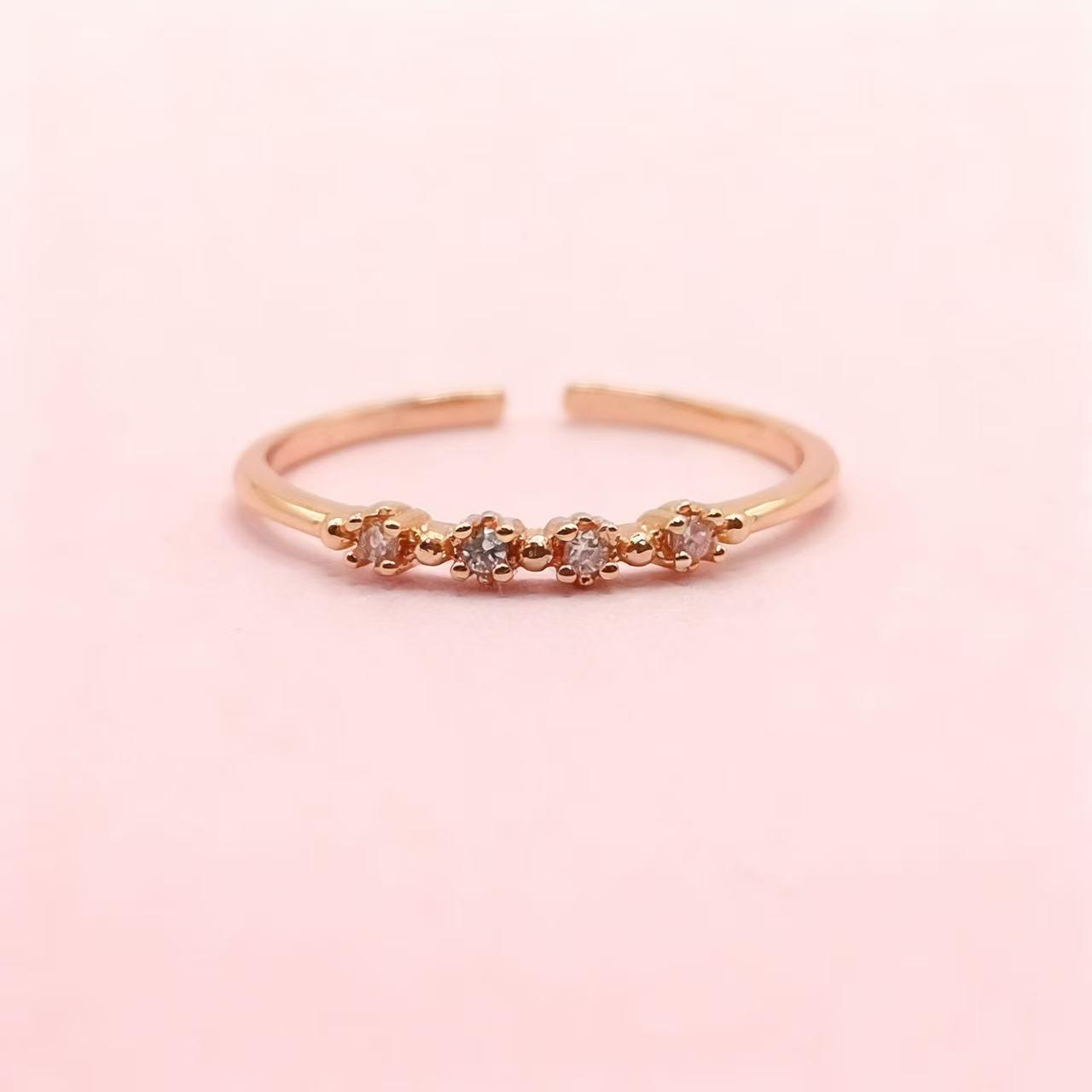 

Yintai Elegant Butterfly Mini Ring - Gold Plated, Light Luxury, Exquisite Fashion Jewelry Adjustable Open Size