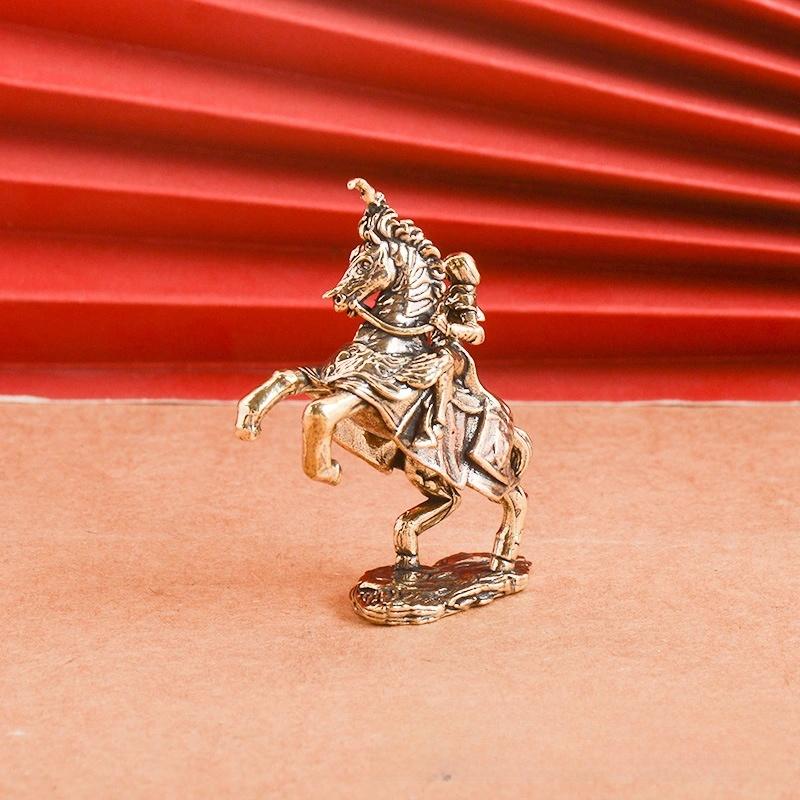 1Pcs Vintage Strong Men Warrior Ornament Copper European Beautiful Knight Model Miniatures Figurine Desktop Decoration
