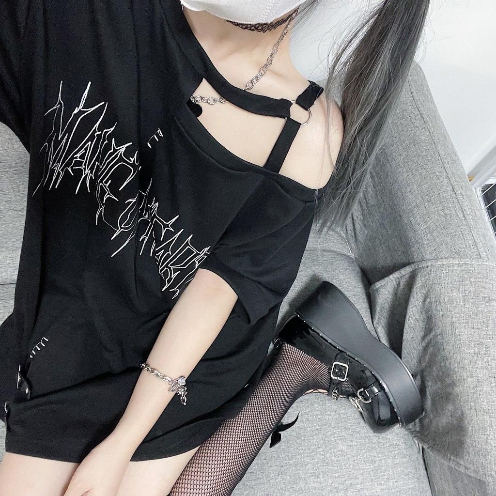 Camisetas Punk Y2k para Chica con Estampado de Letras y Hombros Descubiertos para Mujer Casual Street Negro Gótico Camiseta Estética Streetwear Harajuku