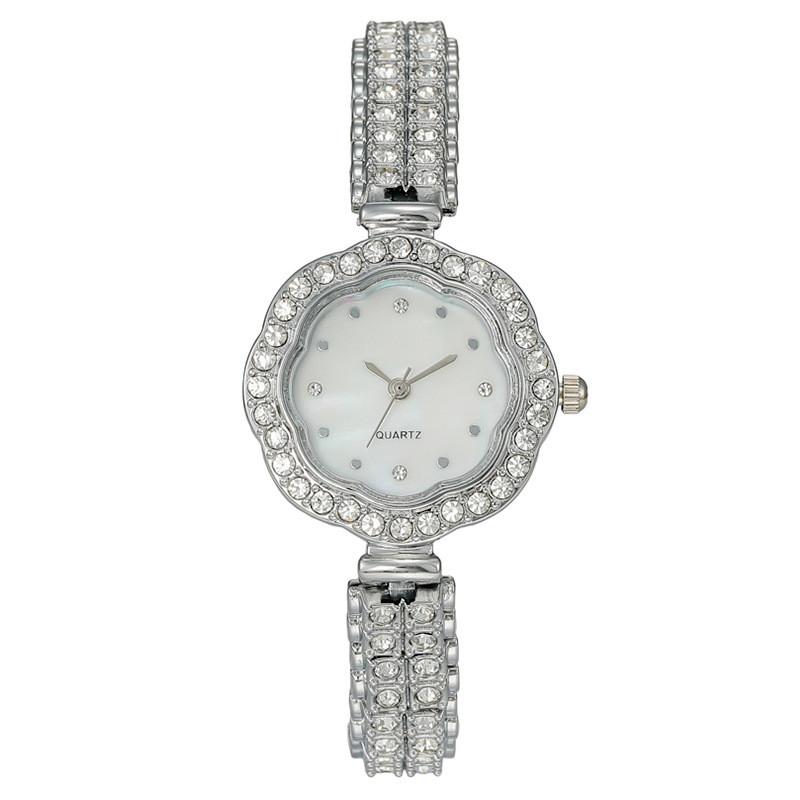 

Trendy Metal Band Womens Watch With Rose Gold Finish And 24 Hour Indicator срібний